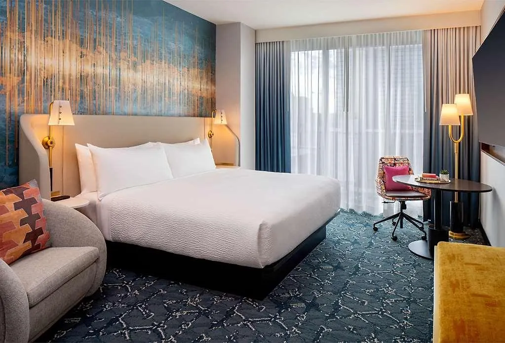 Tempo By Hilton Nashville Downtown 0*,